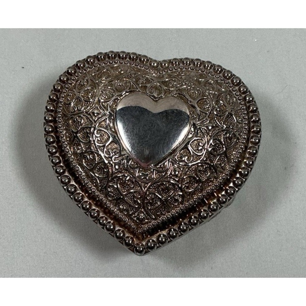 VTG Ornate Heart Shaped Jewelry Trinket Box Silver Tone Blue Velvet Lined 3.25"